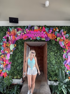 Billie Vanderpol - Gallery Image 15