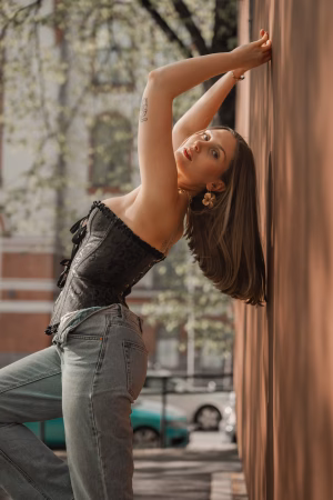 Oona Mäkelä - Gallery Image 18