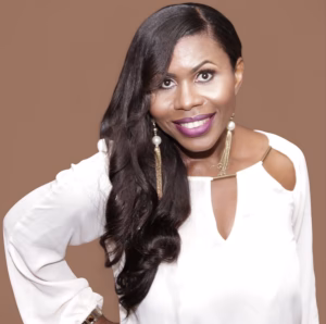 Evelyn Modu - Gallery Image 19