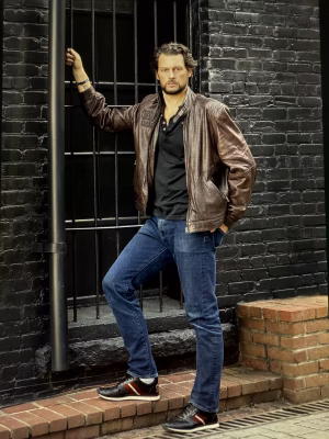 Erik Hartman - Gallery Image 3