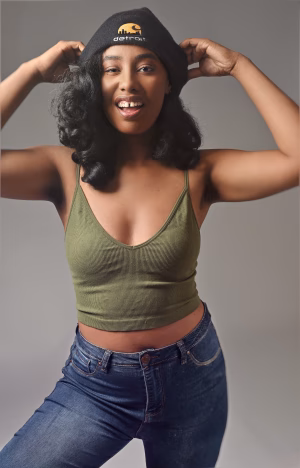 Symona  Martin - Gallery Image 3
