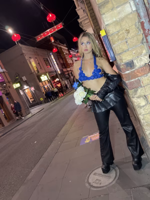 Billie Vanderpol - Gallery Image 10