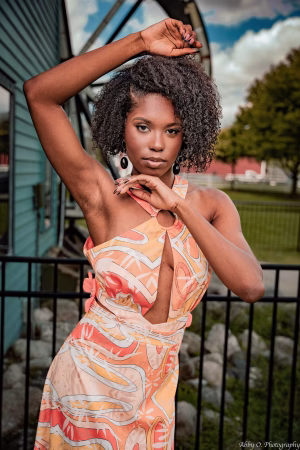 Kayla Jones - Gallery Image 3