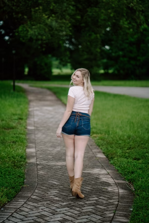 Kelly  Walsh - Gallery Image 15