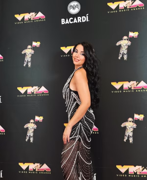 Andrea Rivas - Gallery Image 5