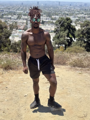 Desmond Rocker - Gallery Image 7