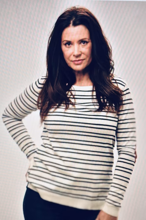 Holly Shirley - Gallery Image 18