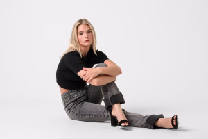 Kristen Houser - Gallery Image 2