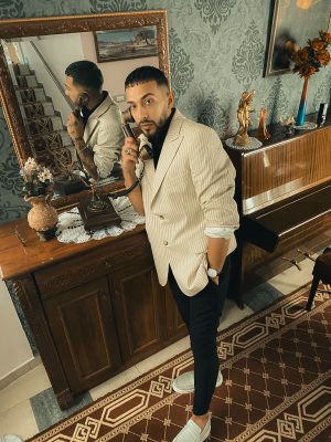 Elvis Topalli - Gallery Image 6