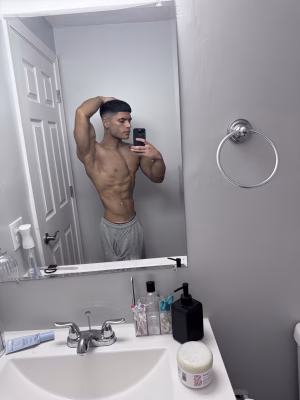 Jalen C - Gallery Image 2