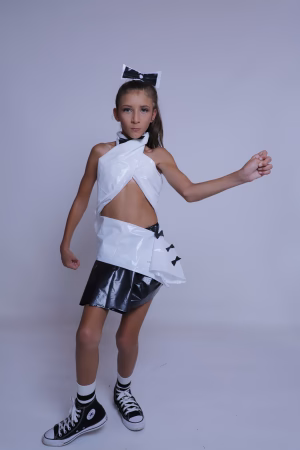 Chloe  Rimbey - Gallery Image 2