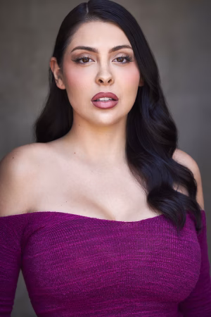 Divina Casas - Gallery Image 7