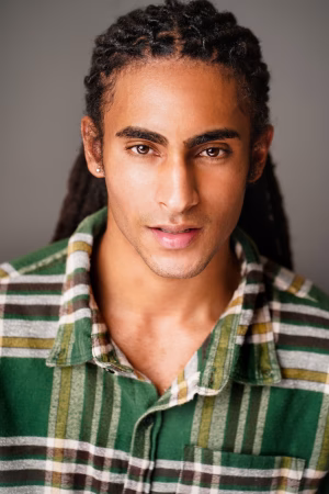 Tammuz  Lee - Gallery Image 9