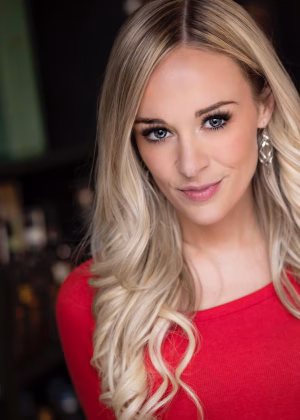 Lindsay Marie - Gallery Image 2