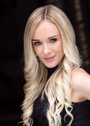 Lindsay Marie - Gallery Image 5