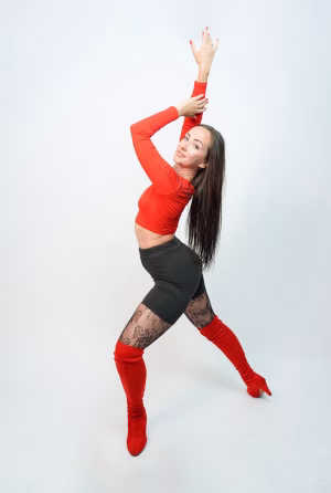 Kristina Kovrigina - Gallery Image 2