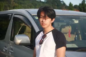 Kaung Min  Khant - Gallery Image 1