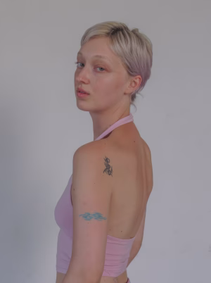 Denola Gugava - Gallery Image 1