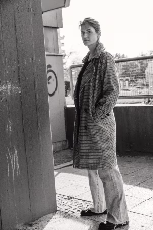 Lisa Bolten - Gallery Image 8
