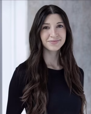 Leah Stoller - Gallery Image 1
