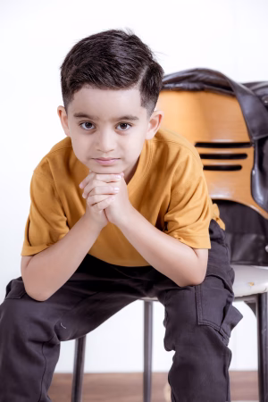 Minhaj Khan - Gallery Image 6