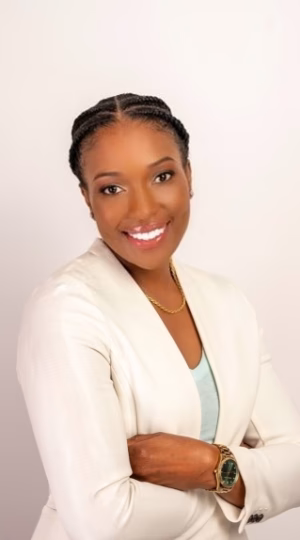 Danyelle  Brown - Gallery Image 3