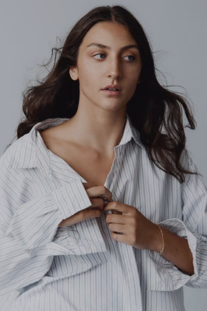 Avery Julian - Gallery Image 2