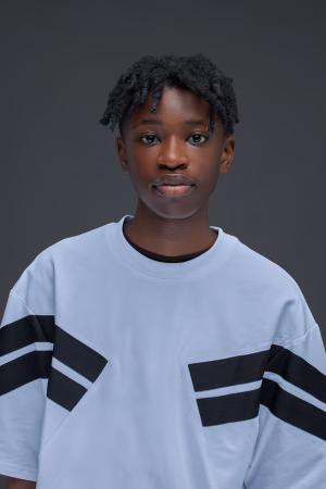 Akhona  Hlongwane - Gallery Image 1