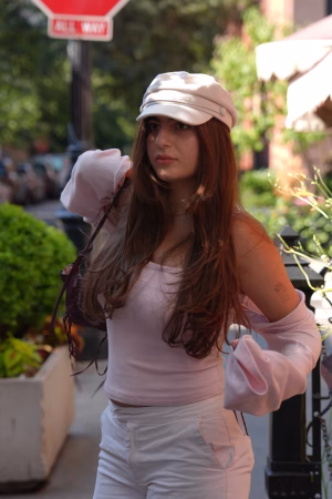 Lizi Mikeladze - Gallery Image 2