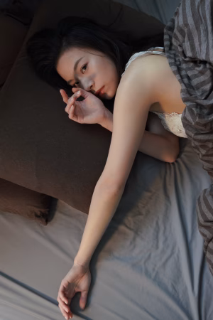 YA-TING LIU - Gallery Image 2