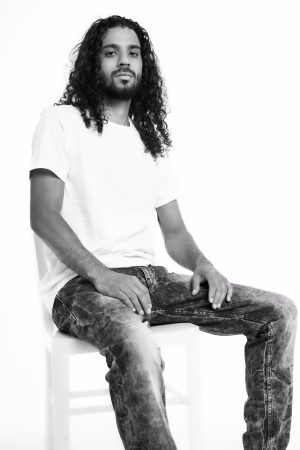 Edwin Vellon - Gallery Image 1