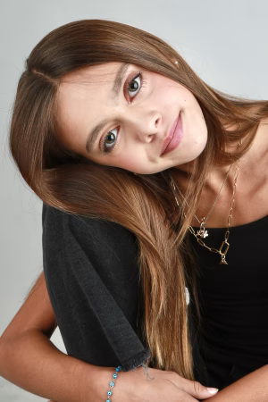 Beatriz Nahuz - Gallery Image 7