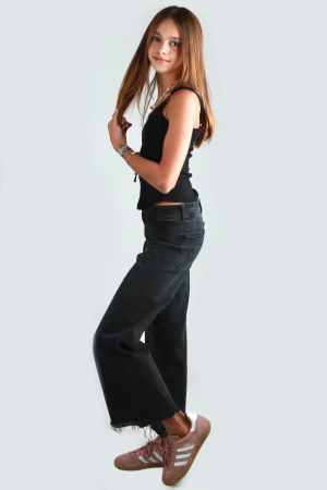 Beatriz Nahuz - Gallery Image 1