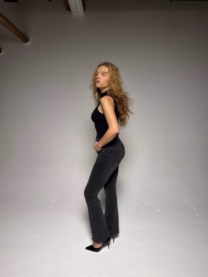 Regina Loginova - Gallery Image 6