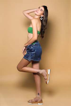 Mari R - Gallery Image 8