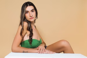 Mari R - Gallery Image 11