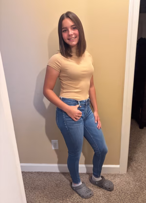 Annabelle  Thompson - Gallery Image 1