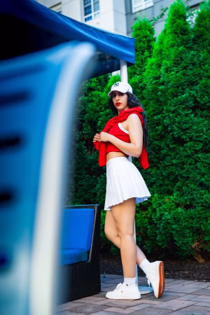 Sarah  Belle - Gallery Image 6