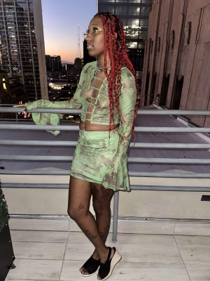 Niashia  Williams - Gallery Image 9