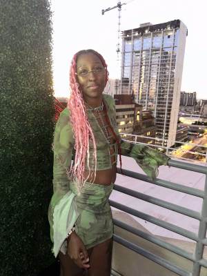 Niashia  Williams - Gallery Image 8
