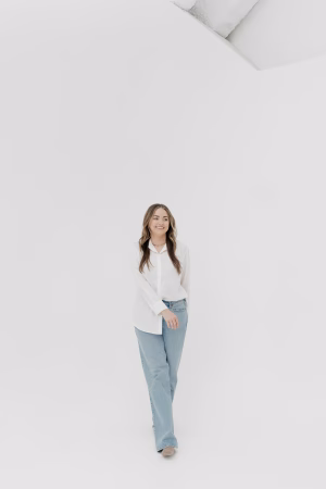 Tori Lyda - Gallery Image 1