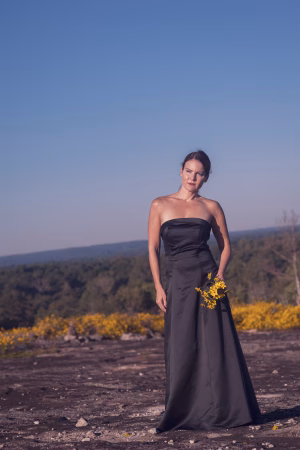 AMANDA DELJOU - Gallery Image 3