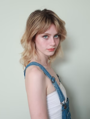 Sara Hallisey - Gallery Image 3