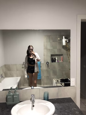 Megan Presland - Gallery Image 10