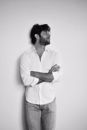 Alex  Regen - Gallery Image 5