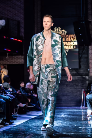 Ian Robinson - Gallery Image 8
