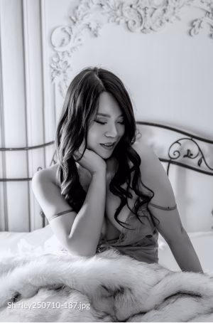 Shirley Wang - Gallery Image 10