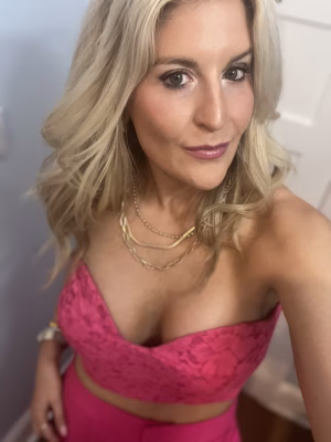Allie Williams - Gallery Image 6