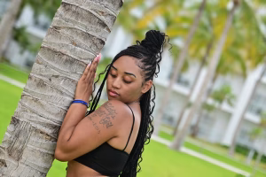 JaTahjia  Collier - Gallery Image 2