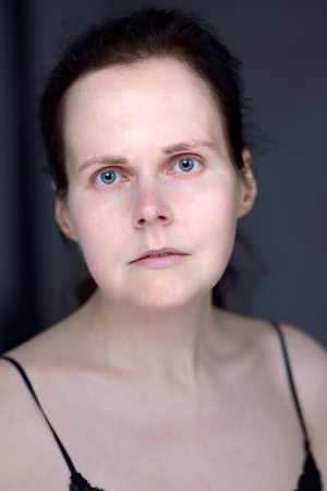 Lina Brazau - Gallery Image 7
